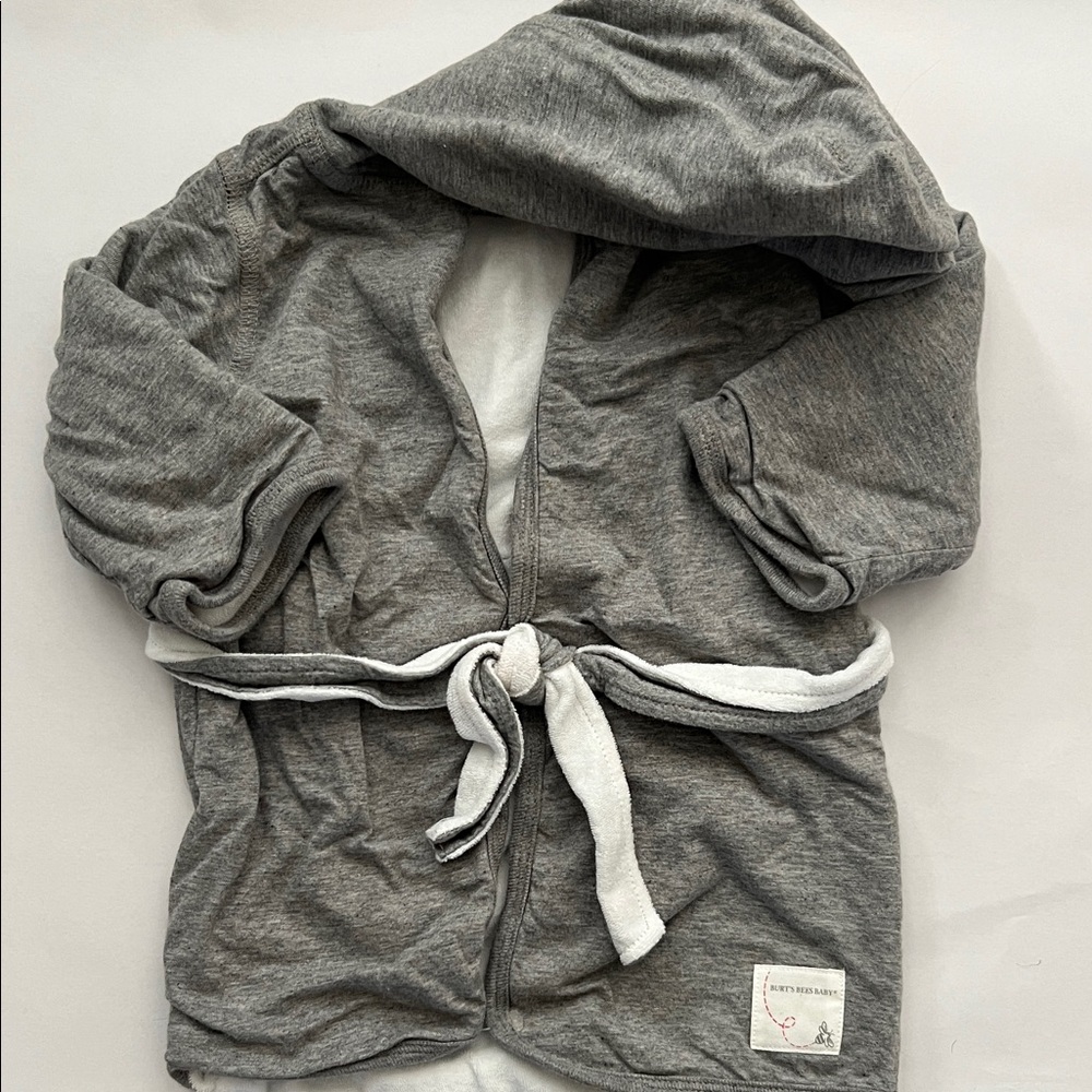 Burt's Bees Baby Cream Hooded Robe - Picture 3 of 3